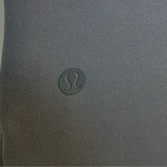 Lululemon On The Fly Skirt Army Green Size 4 - Picture 6 of 9